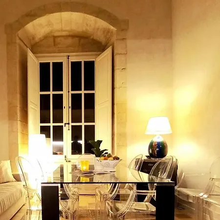 Lovely 2-bed In Siracusa *