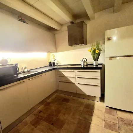 Lovely 2-bed In Siracusa Syracuse