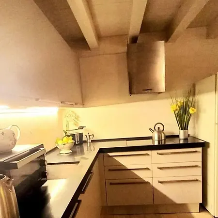 Lovely 2-bed In Siracusa Syracuse